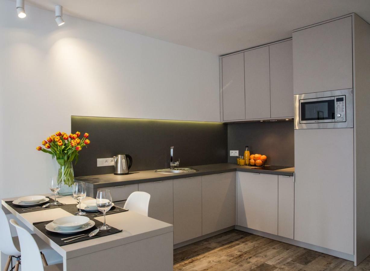 City Center Zelazna, Next To Warsaw'S Business District & Fabryka Norblina, By Warsawskyline Apartments Exterior foto